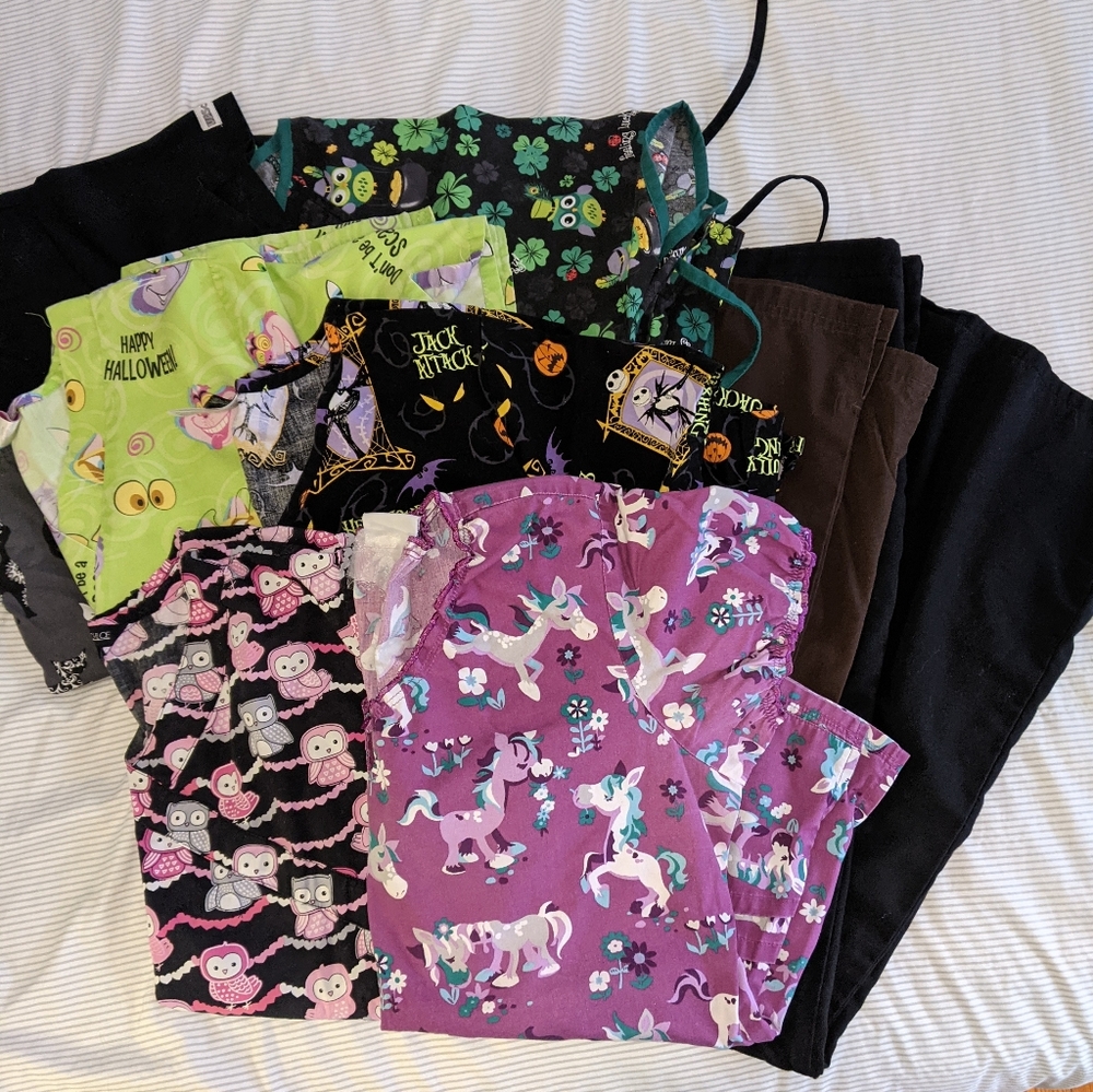 Lot of 6 Scrub tops and 2 Bottoms